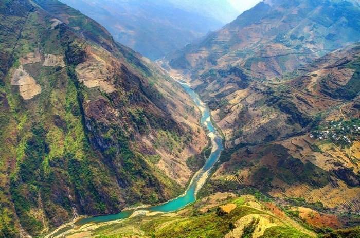 HÀ GIANG - CAO NGUYÊN ĐÁ ĐỒNG VĂN