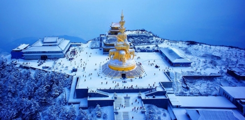 Núi Nga Mi ngập tuyết trắng - điểm du lịch hút khách ở Trung Quốc