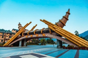 Lào Cai  – Hà Khẩu - Bình Biên – Mông Tự - Hà Khẩu - Lào Cai